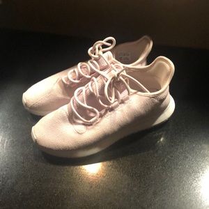 Adidas Tublar Shadow ! 5.5 in Kids !